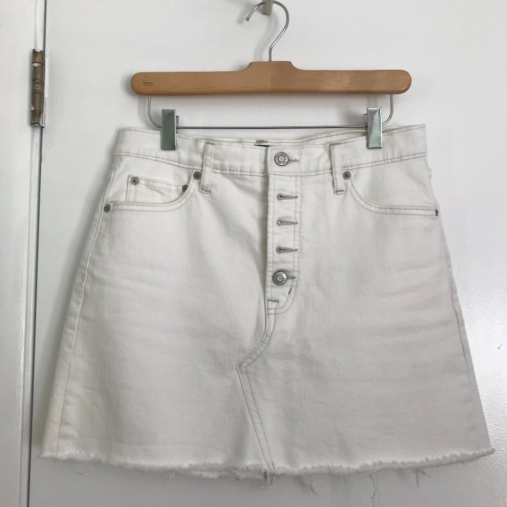 Gap White Denim Mini Skirt Button Fly 6/28